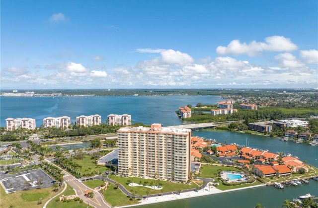 Sold home at 4900 Brittany Drive S, Unit 301, St. Petersburg, FL 33715