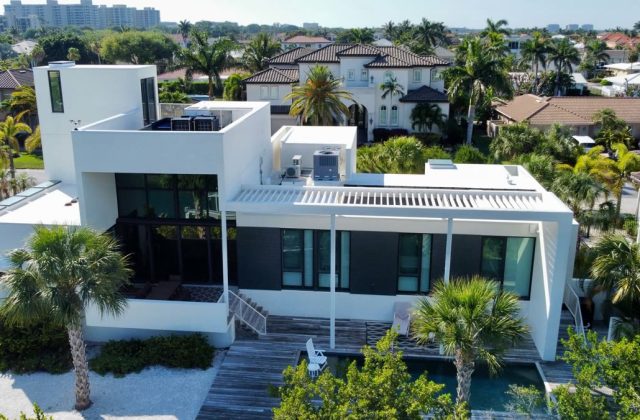 Sold home at 552 Ranger Lane, Longboat Key, FL 34228
