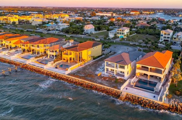 Sold home at 6406 Bright Bay Court #3, Apollo Beach, FL 33572